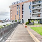 Brabank Riverside Premium & Free Parking By Downtown 4* 格但斯克