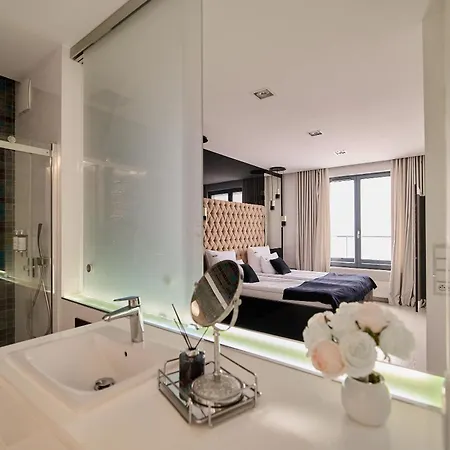 Brabank Riverside Premium & Free Parking By Downtown