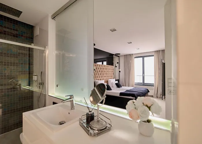 Brabank Riverside Premium & Free Parking By Downtown